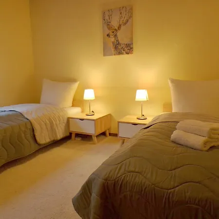 Am Knoten T12 Kueche, Grill, Terrasse, Haustier Willkommen Ww-knoten Reihenhaus Prázdninový dům Greifenstein